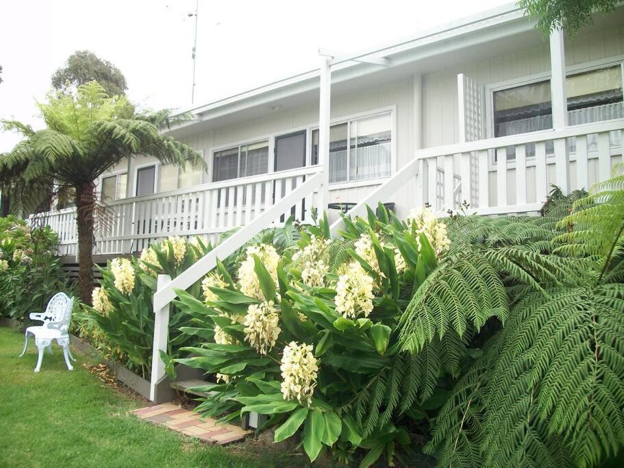 Top Of The Lake Holiday Units Merimbula Exteriör bild