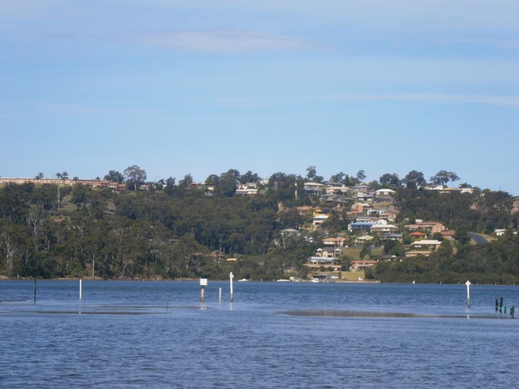 Top Of The Lake Holiday Units Merimbula Exteriör bild