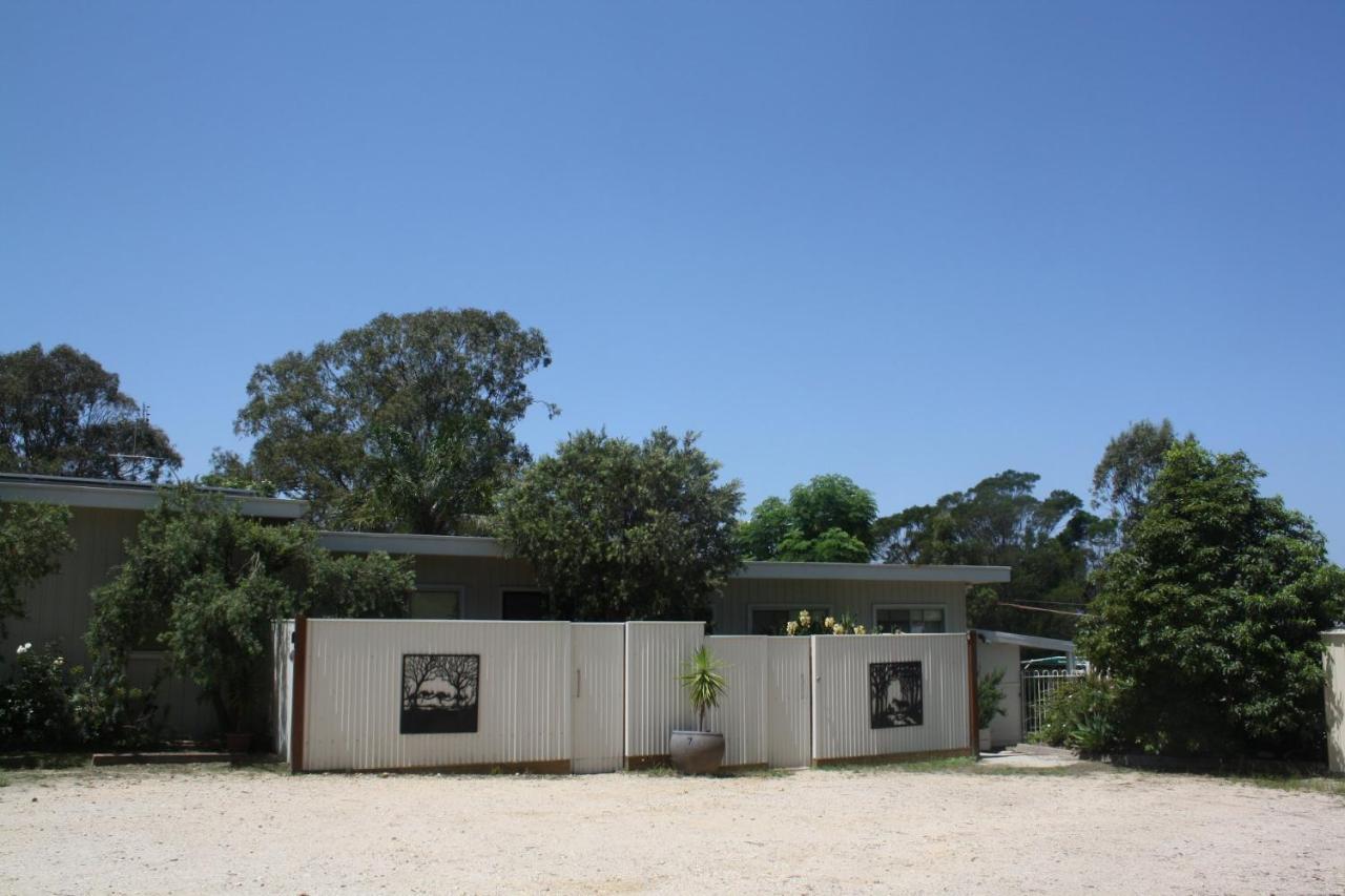 Top Of The Lake Holiday Units Merimbula Exteriör bild